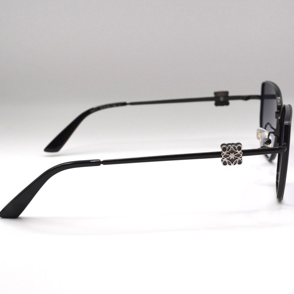 Loewe Women’s Sunglasses | Black Metal Frame | Blue/Gray Gradient Lenses - Picture 7 of 16